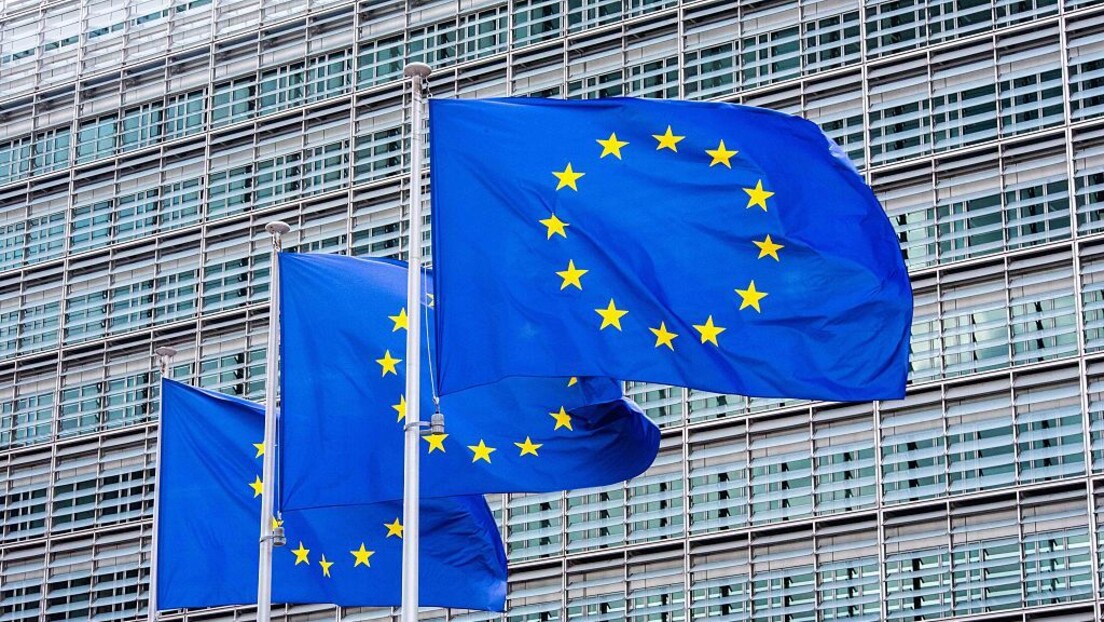 EK bez komentara o optužbama: Kakve su "komplimente" razmenili Sijarto i Plenković