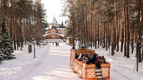 Зиме ни на видику, а карте већ плануле: Колико кошта пут у постојбину руског Деда Мраза