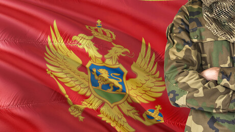 Брука живи довјека: Министарство одбране Црне Горе казнило свог војника због "Косово је Србија"