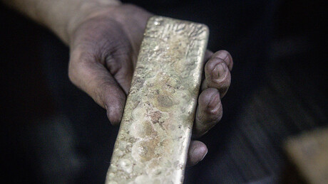 Novi rekord: Cena zlata prešišala 3.500 dolara