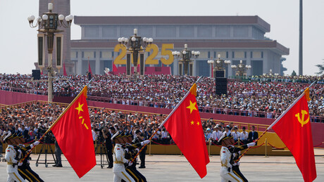 Трамп гледао параду у Пекингу па послао заједљиву поруку: Завера против САД