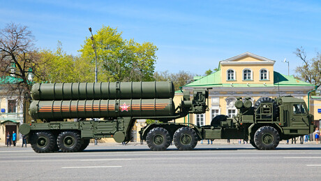 Rusija bi mogla da isporuči dodatne raketne sisteme S-400 Indiji