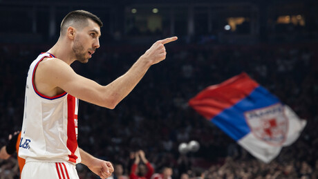 Zvezda ima novi dres, ali i novog kapitena, "vojnik" preuzima odgovornost od Lazića