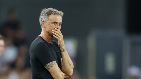 Luis Enrike slomio ključnu kost u biciklističkoj nezgodi