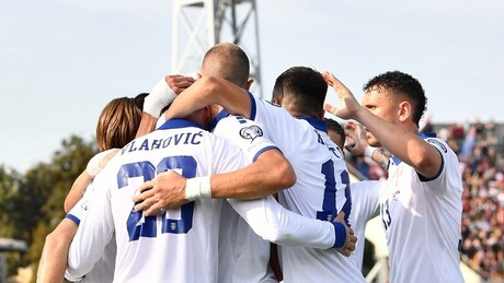 Србија славила, али и добила опомену у Риги – Влаховић једини стрелац