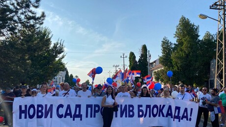 Скупови против блокада у 120 места Србије: Вучић са окупљенима у Борчи