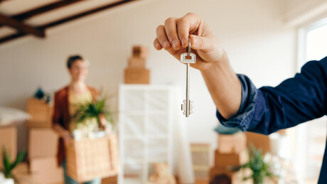 Sumnjivi oglasi za izdavanje stana: Kako uočiti da vlasnik nije pouzdan, odgovara agent za RT Balkan