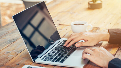 Nije tako važan poslovni alat koliko smo mislili: Za šta ljudi najčešće koriste ČetGPT