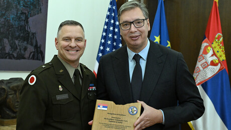 Вучић добио признање од команданта Националне гарде Охаја: Даље јачање војне базе "Југ"