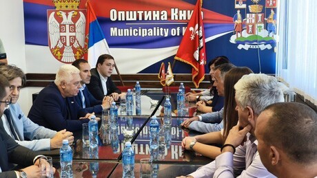 Ministar Bratina u Kniću: Računari za OŠ "Sveti Sava", optički internet za selo Ljuljace