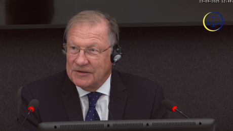 Саветник Веслија Кларка у одбрани Тачија: Гореле су српске куће, али не знам ко их је палио