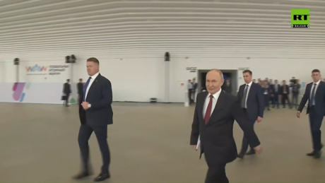 Putin na Svetskom forumu za atomsku energiju: Kako Rusija rešava problem radioaktivnog otpada