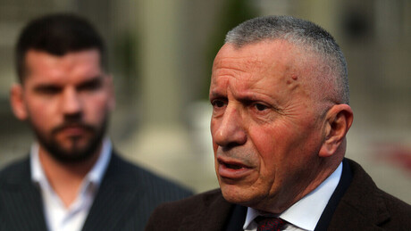 Kamberi se uplašio vojnog roka: Šta stoji iza skupštinske inicijative o Albancima u JNA?