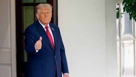 Трампова порука уочи састанка са Нетанјахуом: Спрема се "нешто велико"?