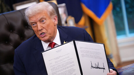 Нове Трампове царине: Стигли на ред страни филмови и увозни намештај