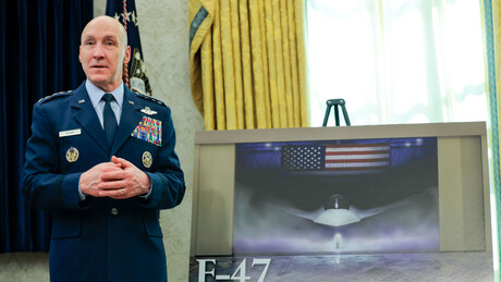 Трка са Кином: Американци померили први лет "невидљивог" Ф-47