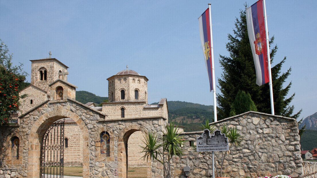 Репресија над СПЦ у Црној Гори не престаје: Полиција упала у манастир Ђурђеви ступови