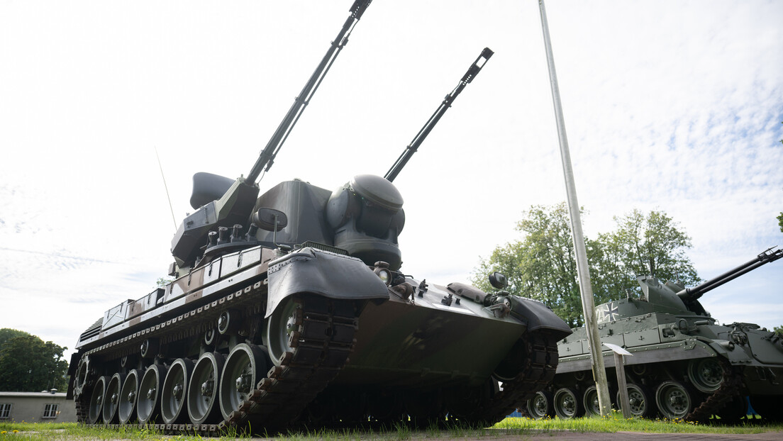 "Билд" донео отрежњење: Немачка нема капацитет да се бори са мистериозним дроновима