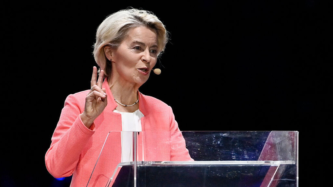 Одбрана Фон дер Лајенове: Капитулирала под притиском Трампа, па "игра" на карту страха од Путина