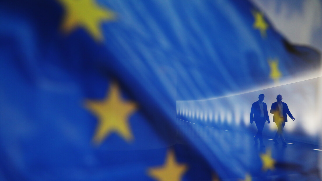 Европски парламент усвојио резолуцију: Замрзнуту руску имовину искористити за кредит Украјини