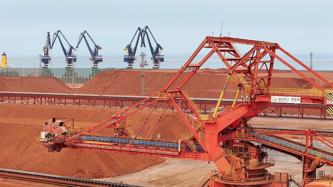 Пекинг увео контролу извоза ретких земних елемената