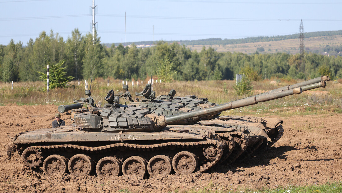 Извештај са фронта: Горе украјинска складишта оружја и војне опреме