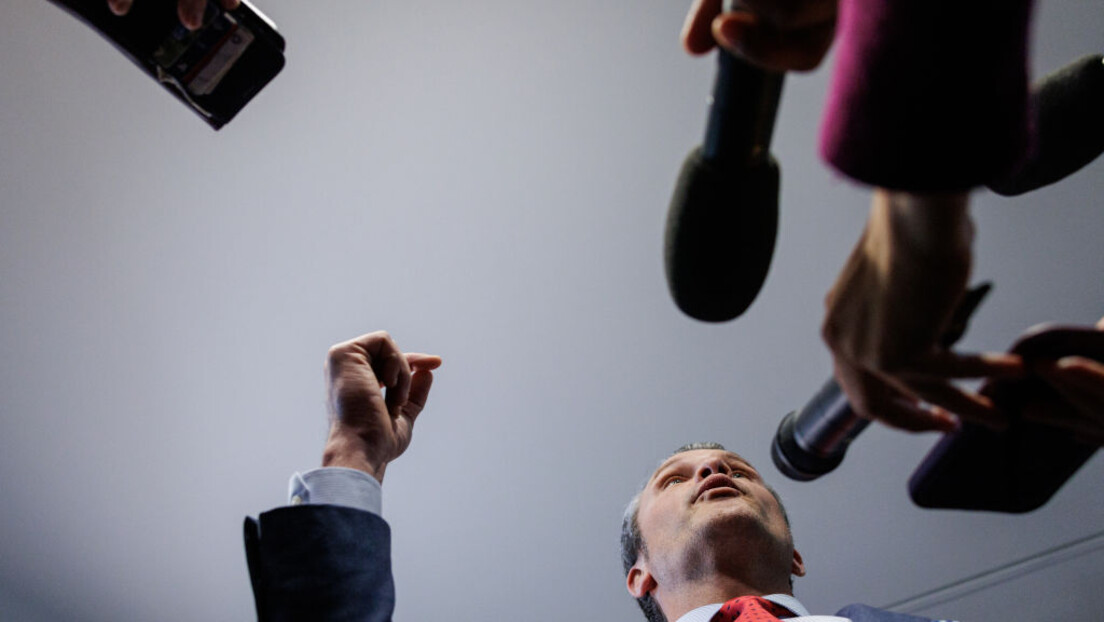 Amerika i sloboda štampe: Ministarstvo rata objavilo rat novinarima