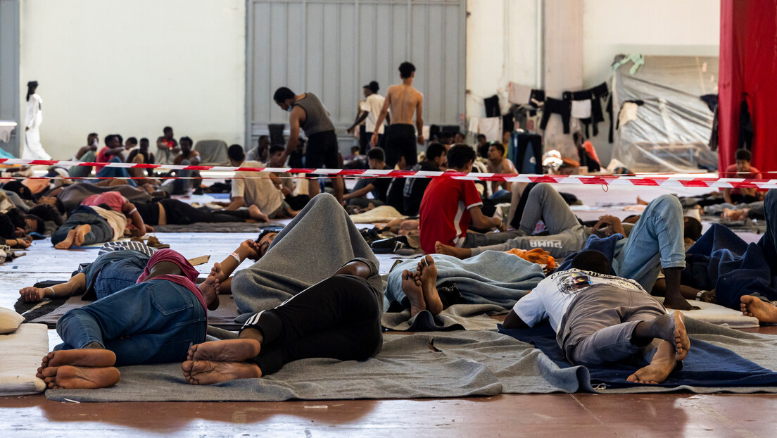 Evropska komisija vežba na migrantima: Nisu bitni rokovi da im pomognemo, nego da funkcioniše