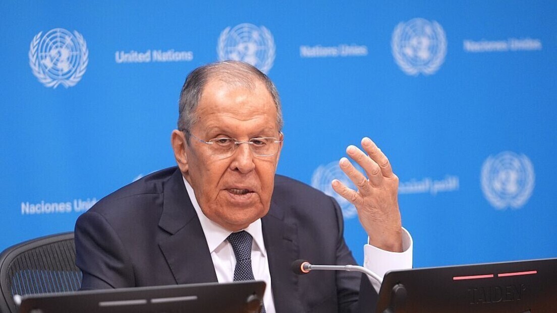 Лавров упоредио КиМ и Украјину: Пример западних "правила" на делу