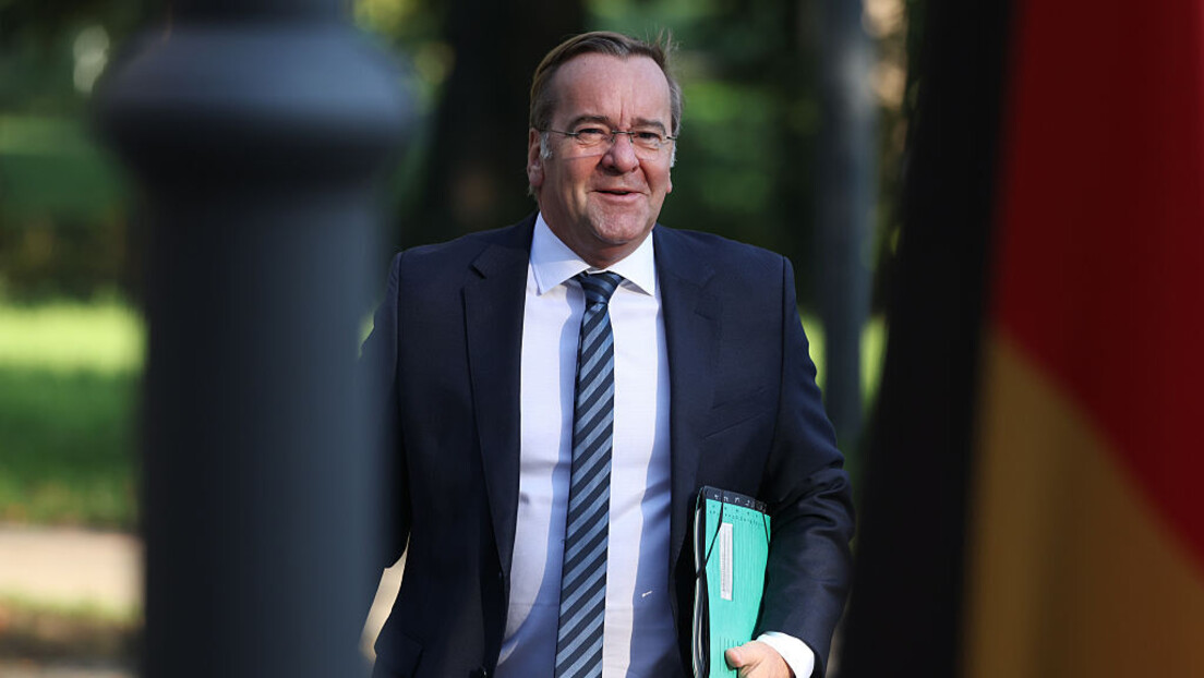 (Не)очекивано објашњење: Писторијус тврди да сви треба да служе војску због Русије