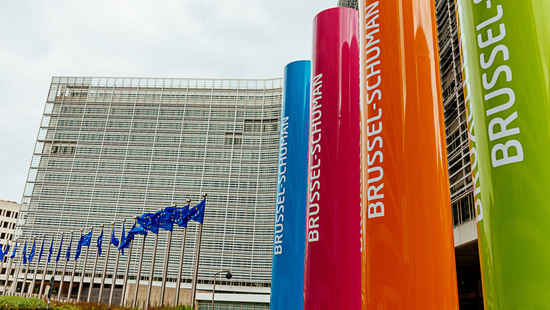 РТ Балкан сазнаје шта пише у резолуцији ЕП: Под плаштом подршке студентима нападају Русију