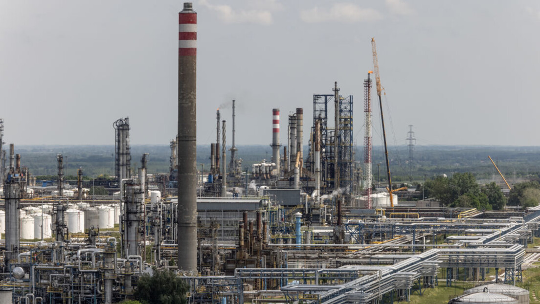 MOL grupa saopštila detalje u vezi sa požarom u mađarskoj rafineriji