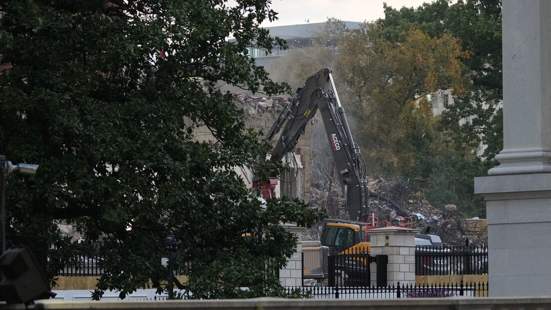 Trampov obračun sa Istokom i u sopstvenom dvorištu