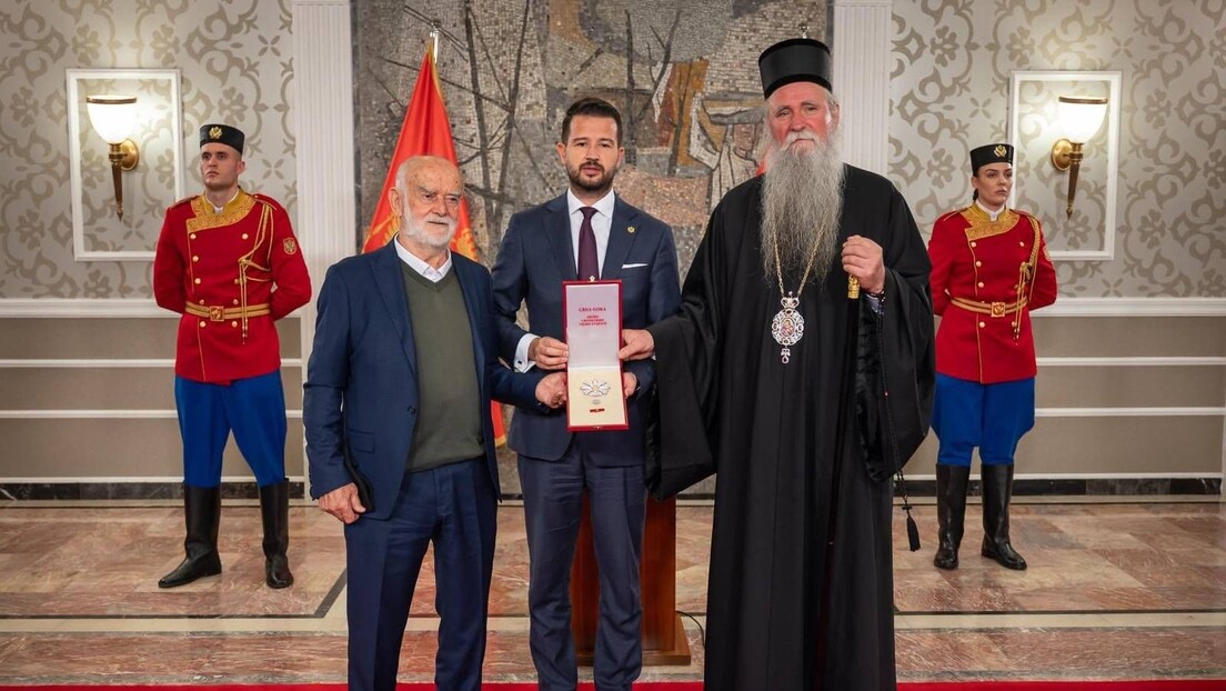 Za strance ili državljane Crne Gore: Koji orden je Milatović uručio za mitropolita Amfilohija (FOTO)