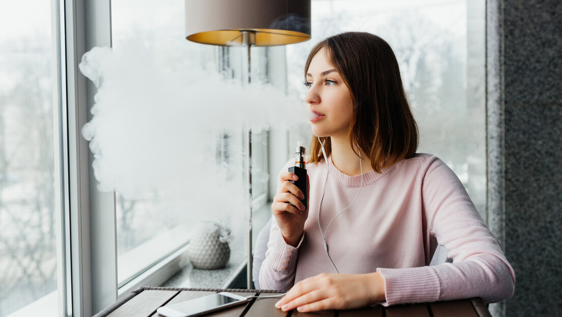 Niz zdravstvenih problema se nastavlja: "Vejping" povećava rizik od čira na želucu