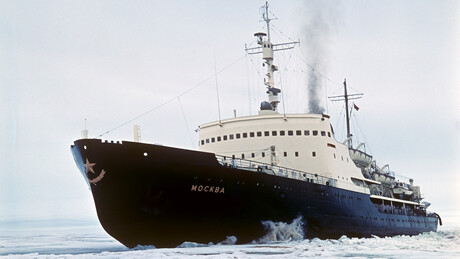 Како је совјетски ледоломац спасио око 2.000 китова и то - уз помоћ музике