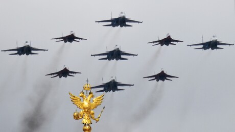 Потврда одличних односа: Русија са Индијом развија нове моделе борбених авиона