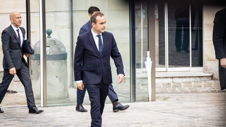 Francuski premijer posle protesta prebacio loptu parlamentu: Reforme budžeta da odluče poslanici