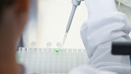 Руски лекари стижу у Београд: Да ли ће у Србији ускоро бити доступна вакцина против рака