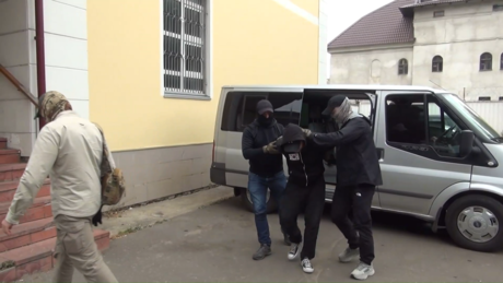 FSB uhapsila muškarca zbog pozivanja Ukrajine da bombarduje Moskvu (VIDEO)