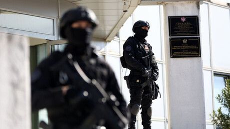 Хапшење бившег министра одбране тресе Црну Гору: Абазовић најавио суперфинале, ДПС ћерање до задњег