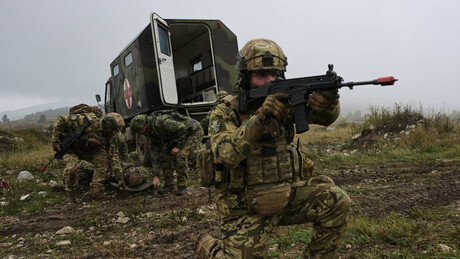 Војници Србије и Мађарске у заједничкој вежби "Комшије 25" (ФОТО)