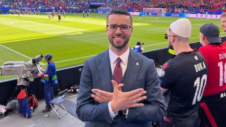 Албанског провокатора стигла казна: Због "двоглавог орла" забрана утакмице и потерница у Србији