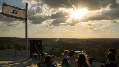 Хамас ослободио израелске таоце: Међу њима и држављанин Србије Алон Охел