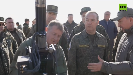 Медведев: На полигону Капустин Јар тестирано напредно руско оружје (ВИДЕО)