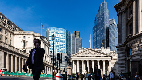 Британски министар: Кина слала привлачне жене да извуку тајне од посланика, али ја се нисам дао