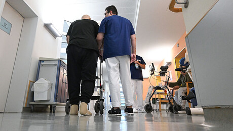 Причамо годинама да нас је мало: Колико лекара и медицинских сестара ради у државном здравству