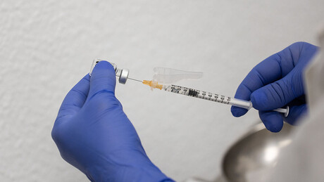 Руска вакцина мења свет: Могућ одлазак два пацијента из Српске у Русију