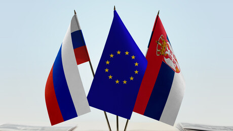 Srbija između EU i Rusije: Koliko je (ne)održiva odluka o zabrani ruskih energenata
