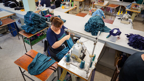 Катанац чим пресуше субвенције: Још један страни инвеститор затвара фабрику у Србији